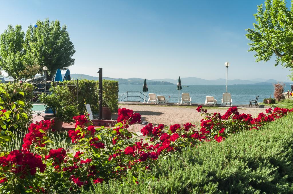 Hotel Kursaal Passignano sul Trasimeno Exterior foto